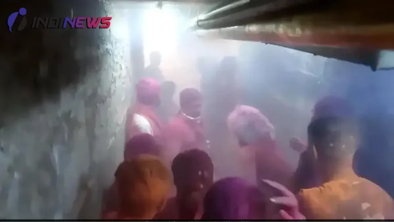 Tragedy Strikes: 13 Priests Injured in Fire at Ujjain’s Mahakaleshwar Temple During Holi Celebration